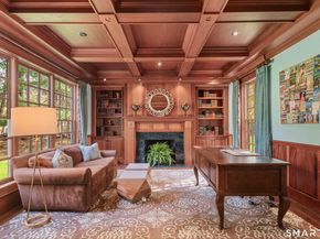 140 Stoneleigh Road, New Canaan CT 06840