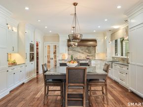 140 Stoneleigh Road, New Canaan CT 06840