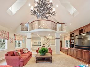 140 Stoneleigh Road, New Canaan CT 06840