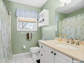 88 Kings Highway, Shelton CT 06484