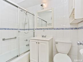 91 Strawberry Hill Avenue APT 639, Stamford CT 06902