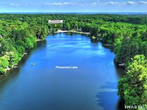 7 E Lake Road, Trumbull CT 06611