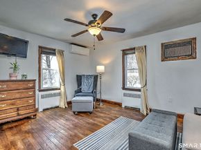 7 E Lake Road, Trumbull CT 06611