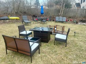 7 E Lake Road, Trumbull CT 06611