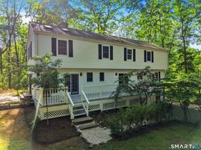 156 W Haviland Lane, Stamford CT 06903