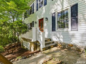 156 W Haviland Lane, Stamford CT 06903
