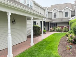 187 Mayfield Drive 187, Trumbull CT 06611