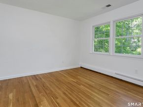 8 Mountain Trail, Stamford CT 06903