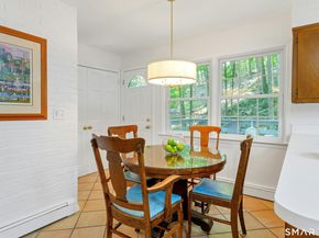 8 Mountain Trail, Stamford CT 06903