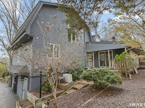 250 Tanglewood Road, Stratford CT 06614