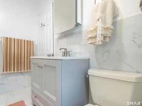 33 Colonial Road 9, Stamford CT 06906