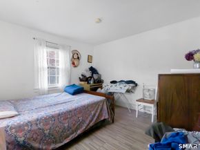 33 Colonial Road 9, Stamford CT 06906