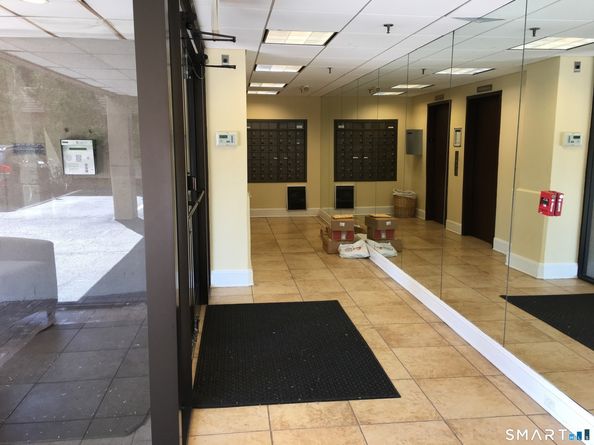 1633 Washington Boulevard 5A, Stamford CT 06902