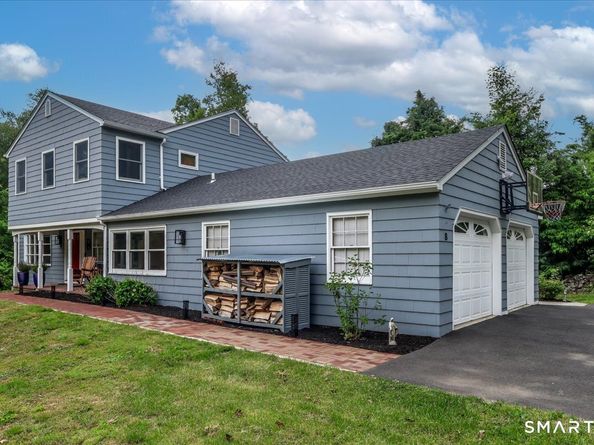 8 White Pine Drive, Brookfield CT 06804