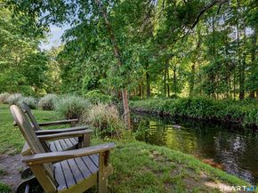 3 Pheasant Court, Norwalk CT 06854