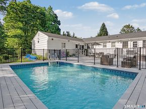 3 Pheasant Court, Norwalk CT 06854