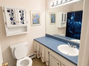 200 Woodmont Avenue 98, Bridgeport CT 06606