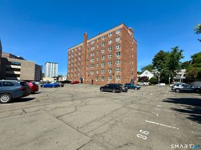 140 Grove Street 2H, Stamford CT 06901