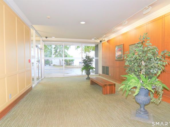 140 Grove Street 2H, Stamford CT 06901