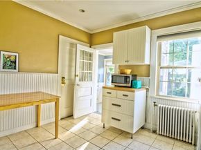 37 Rowsley Street 6, Bridgeport CT 06605