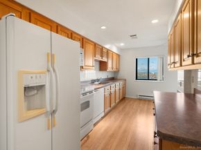 3200 Park Avenue 11E2, Bridgeport CT 06604