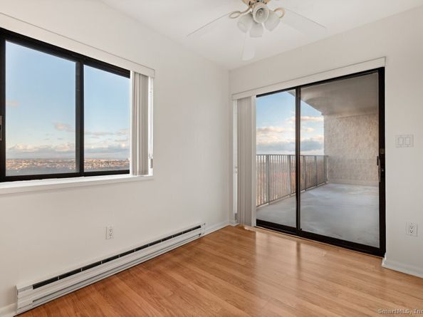 3200 Park Avenue 11E2, Bridgeport CT 06604