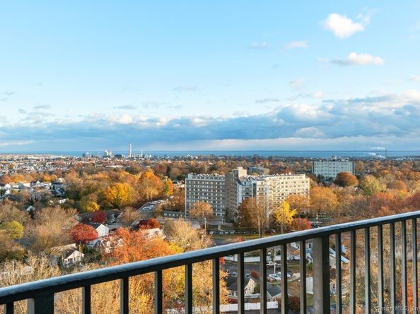 3200 Park Avenue 11E2, Bridgeport CT 06604