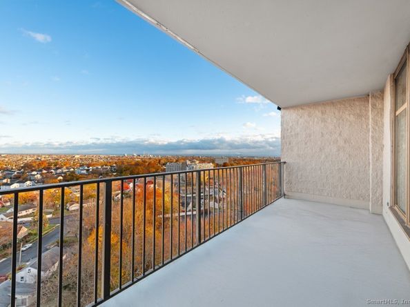 3200 Park Avenue 11E2, Bridgeport CT 06604