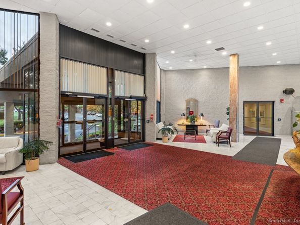 3200 Park Avenue 11E2, Bridgeport CT 06604