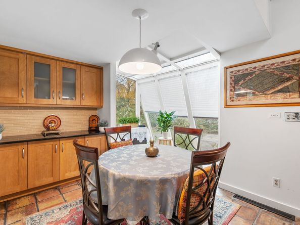 88 Starin Drive, Stamford CT 06902