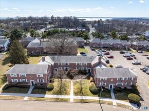 23 Standish Road 2, Stamford CT 06902