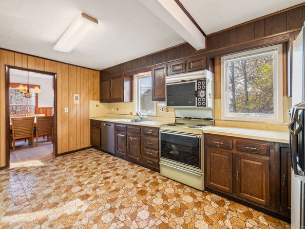 46 S King Street, Danbury CT 06811