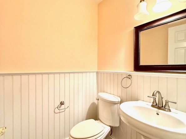 Undisclosed Address #24132976, New Canaan CT 06840