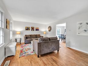 15 Blackberry Road, Trumbull CT 06611