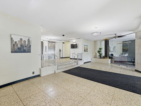 91 Strawberry Hill Avenue APT 1128, Stamford CT 06902