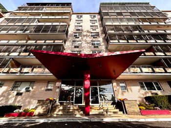 80 Cartright Street