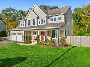 360 Nutmeg Lane 360, Stratford CT 06614