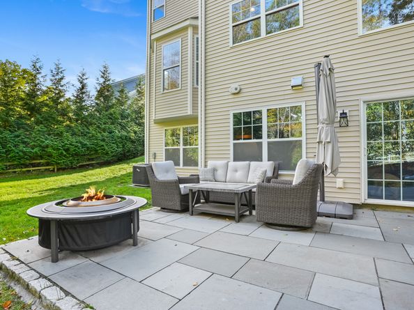360 Nutmeg Lane 360, Stratford CT 06614