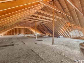 154-B Long Meadow Hill Road, Brookfield CT 06804