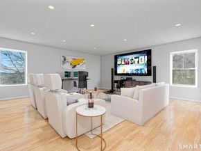 154B Long Meadow Hill Road, Brookfield CT 06804