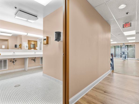 1633 Washington Boulevard APT 5H, Stamford CT 06902