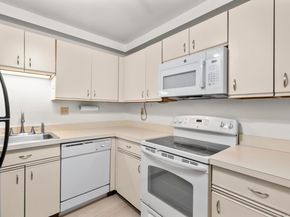 1633 Washington Boulevard APT 5H, Stamford CT 06902