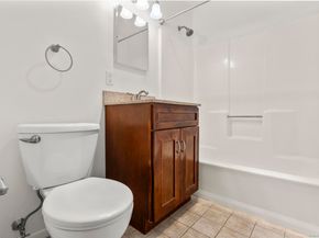 1633 Washington Boulevard APT 5H, Stamford CT 06902