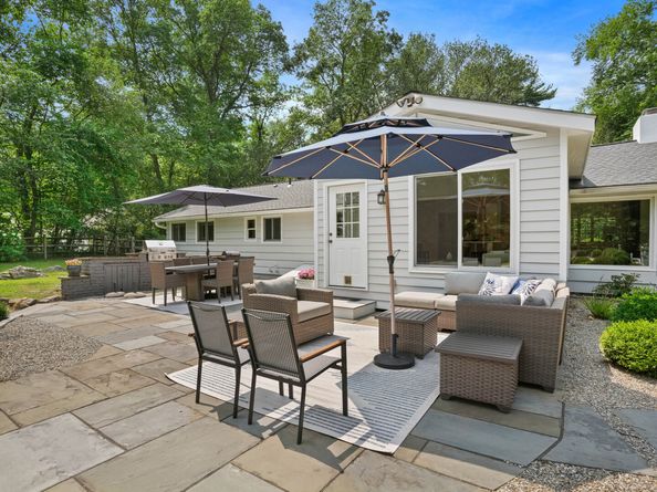 29 Salem Road, Weston CT 06880