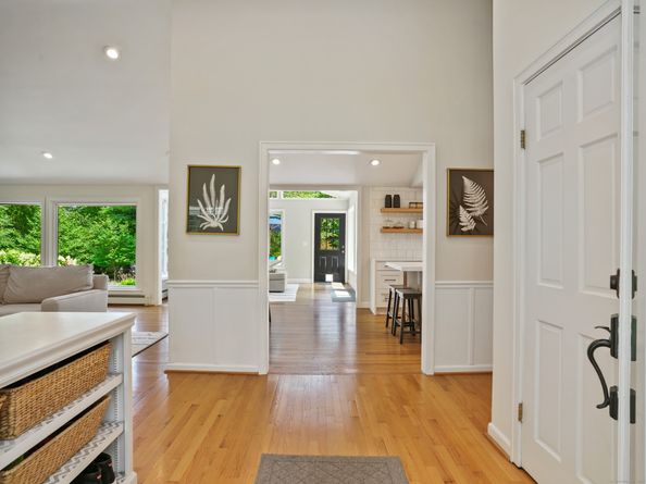 29 Salem Road, Weston CT 06880