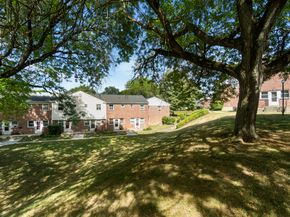 43 Linron Drive, Danbury CT 06810