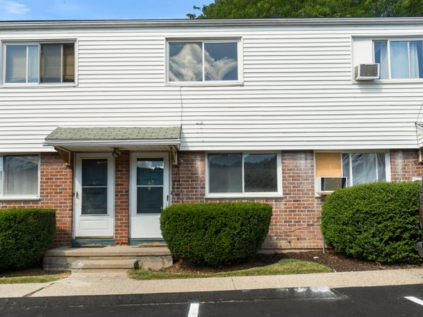 43 Linron Drive, Danbury CT 06810