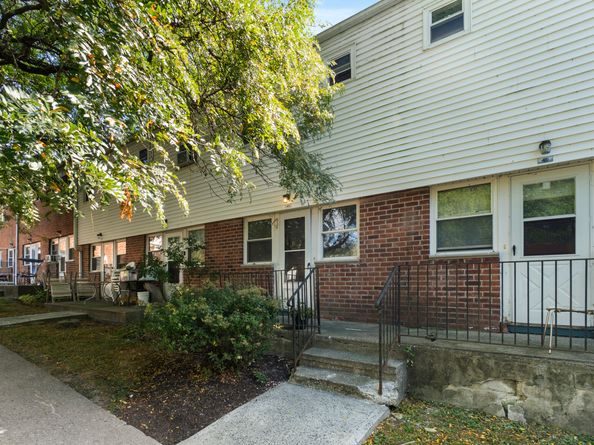 43 Linron Drive, Danbury CT 06810