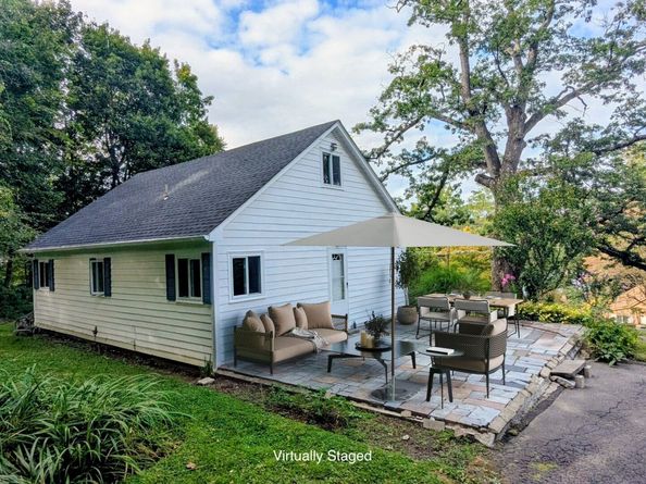 44 Boulevard Drive, Danbury CT 06810