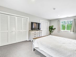 28 Strawberry Lane, Shelton CT 06484